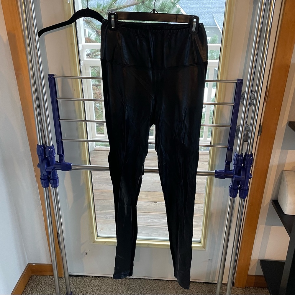Aritzia Daria pant - vegan leather in front, cloth in back